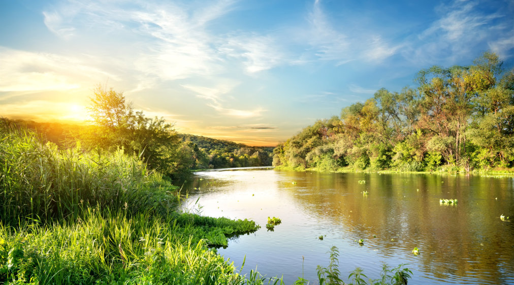 sunrise over the river